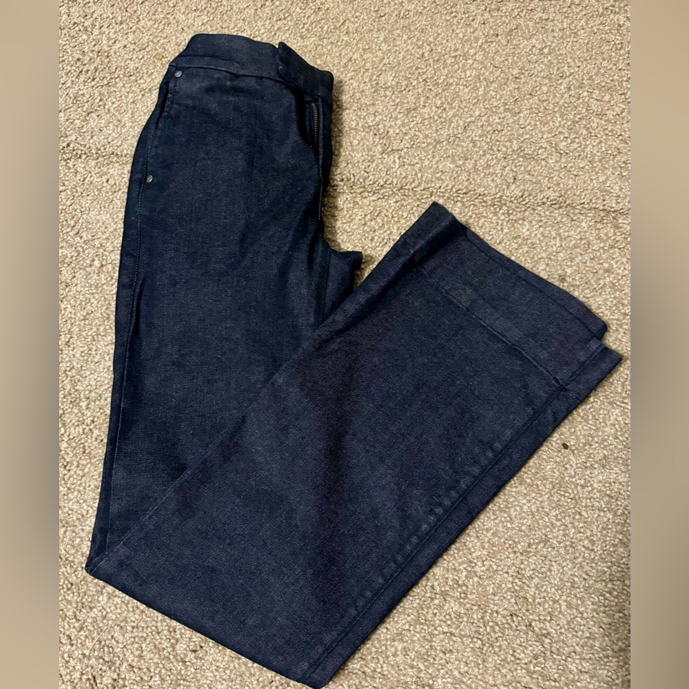 Tommy Bahama women’s jeans sz 2